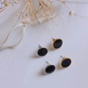 0913 Black dot earrings